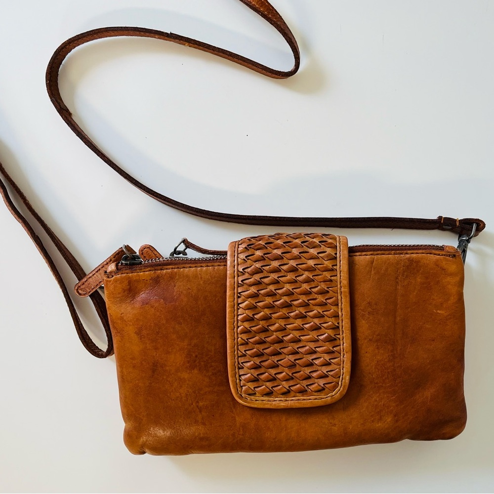 Vilenca Holland Crossbody